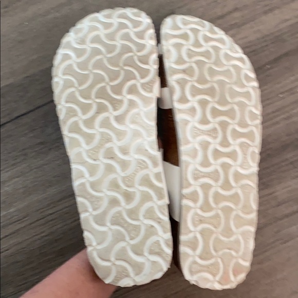 SOLD ON MERC DO NOT PURCHASE Birkenstock’s - Picture 4 of 4